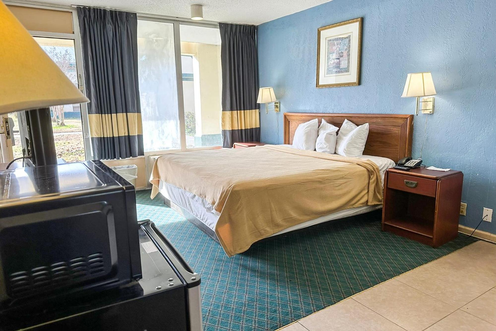 Super Inn & Suites By Oyo Milledgeville Eksteriør bilde