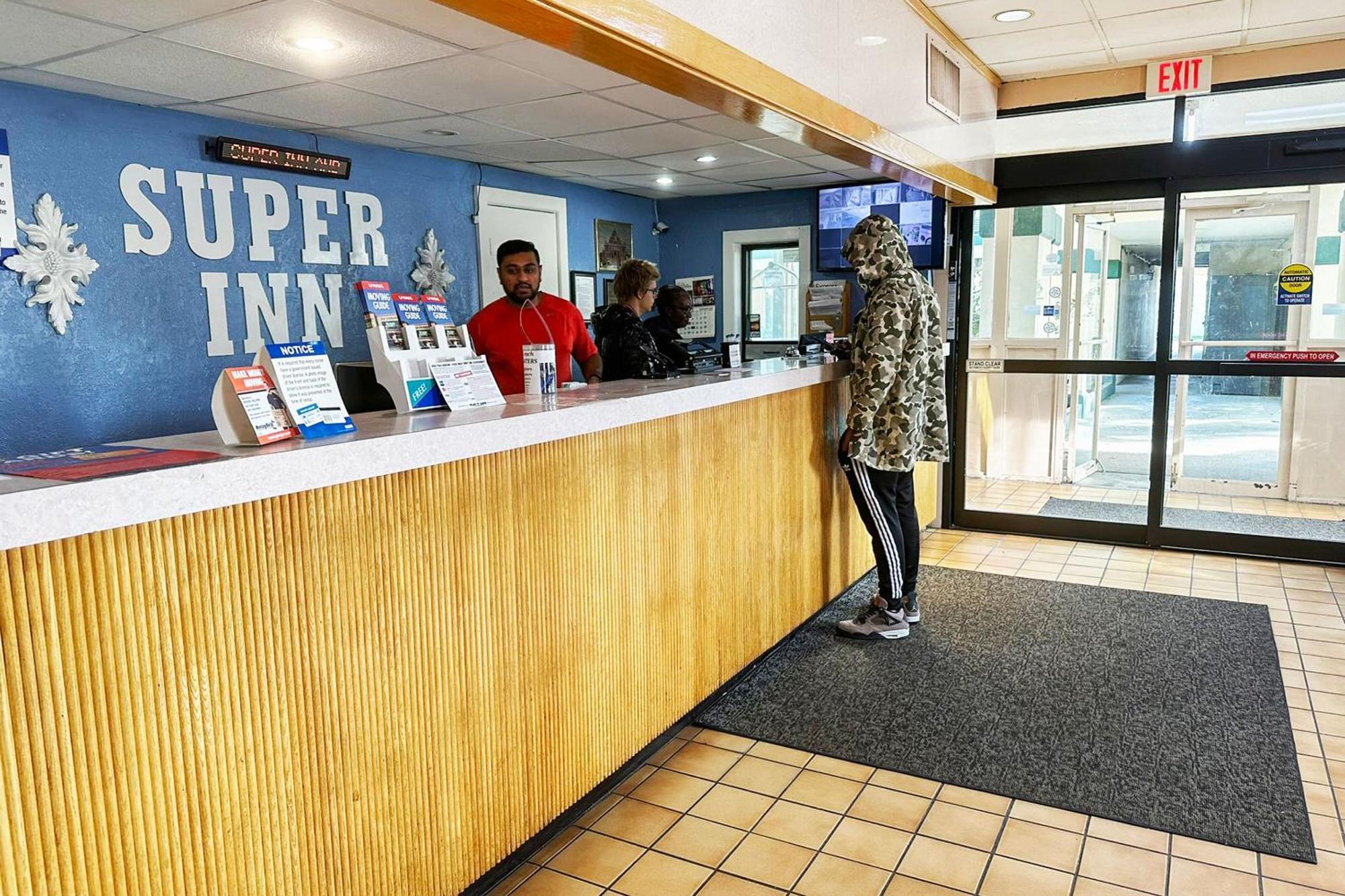 Super Inn & Suites By Oyo Milledgeville Eksteriør bilde