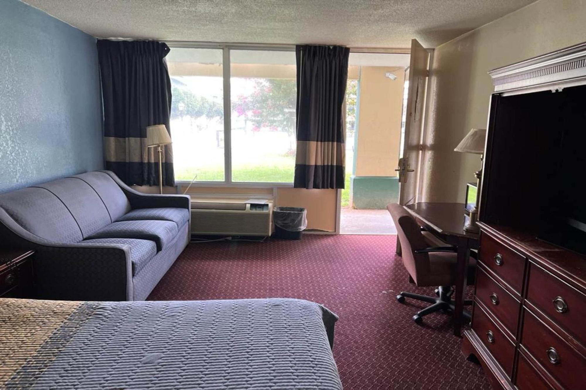 Super Inn & Suites By Oyo Milledgeville Eksteriør bilde