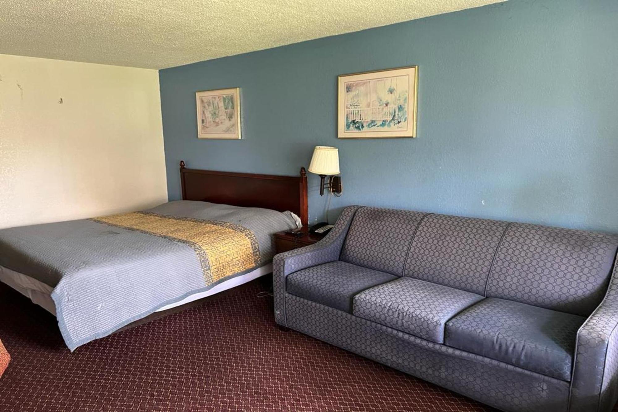 Super Inn & Suites By Oyo Milledgeville Eksteriør bilde